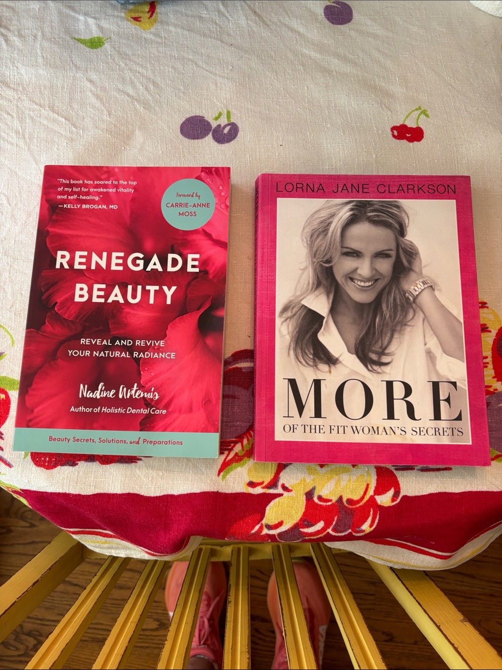๐บ๐โโ๏ธโโก๏ธHealth & Beauty books
MORE OF THE FIT WOMANโS SECRETS/
RENEGADE BEAUTY